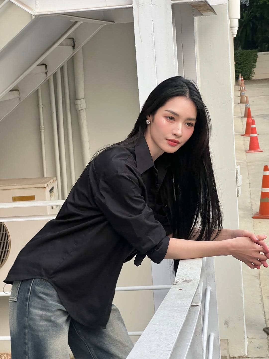 มิ้นท์ - รัญชน์รวี เอื้อกูลวราวัตร