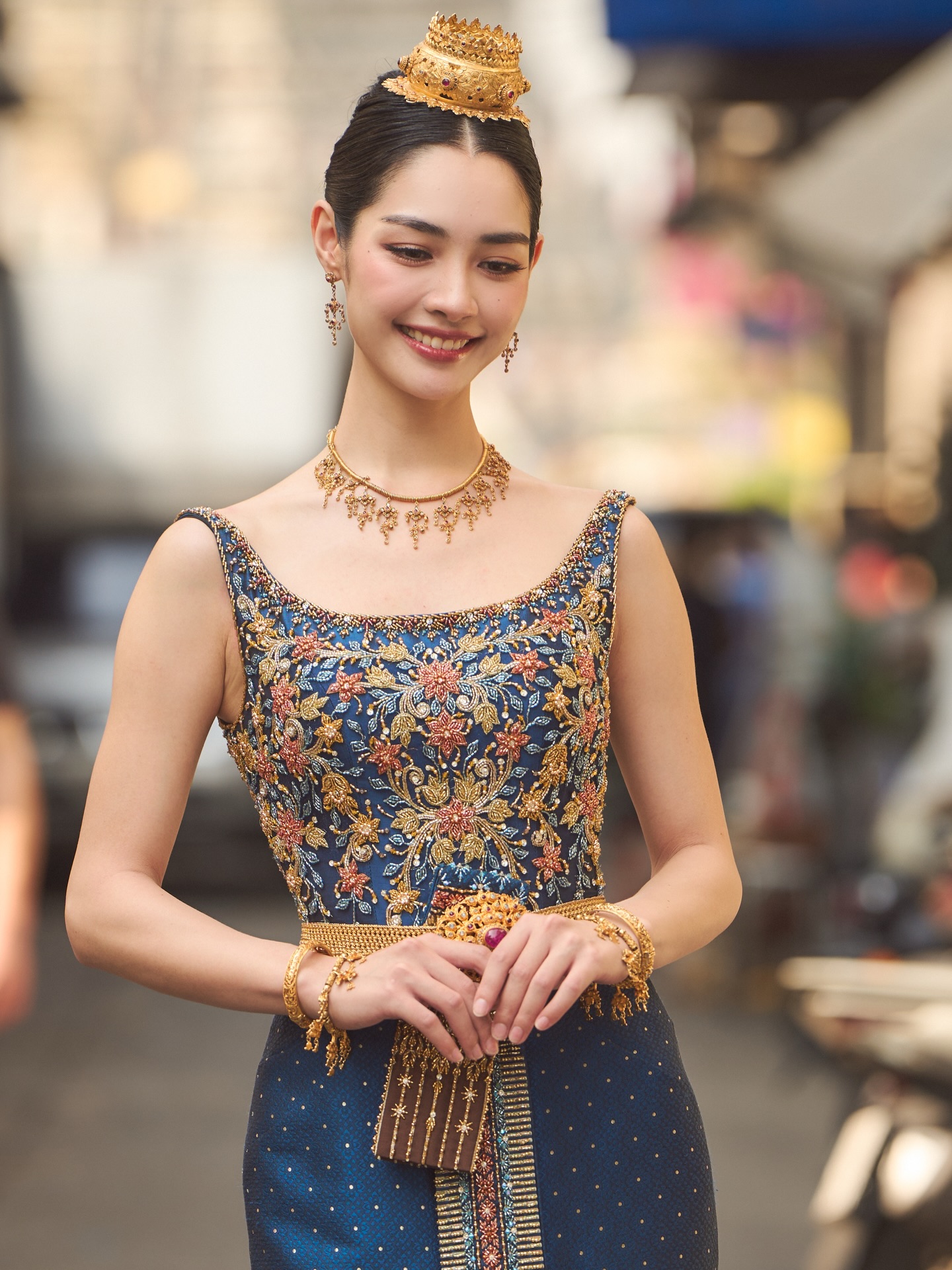 มิ้นท์ - รัญชน์รวี เอื้อกูลวราวัตร