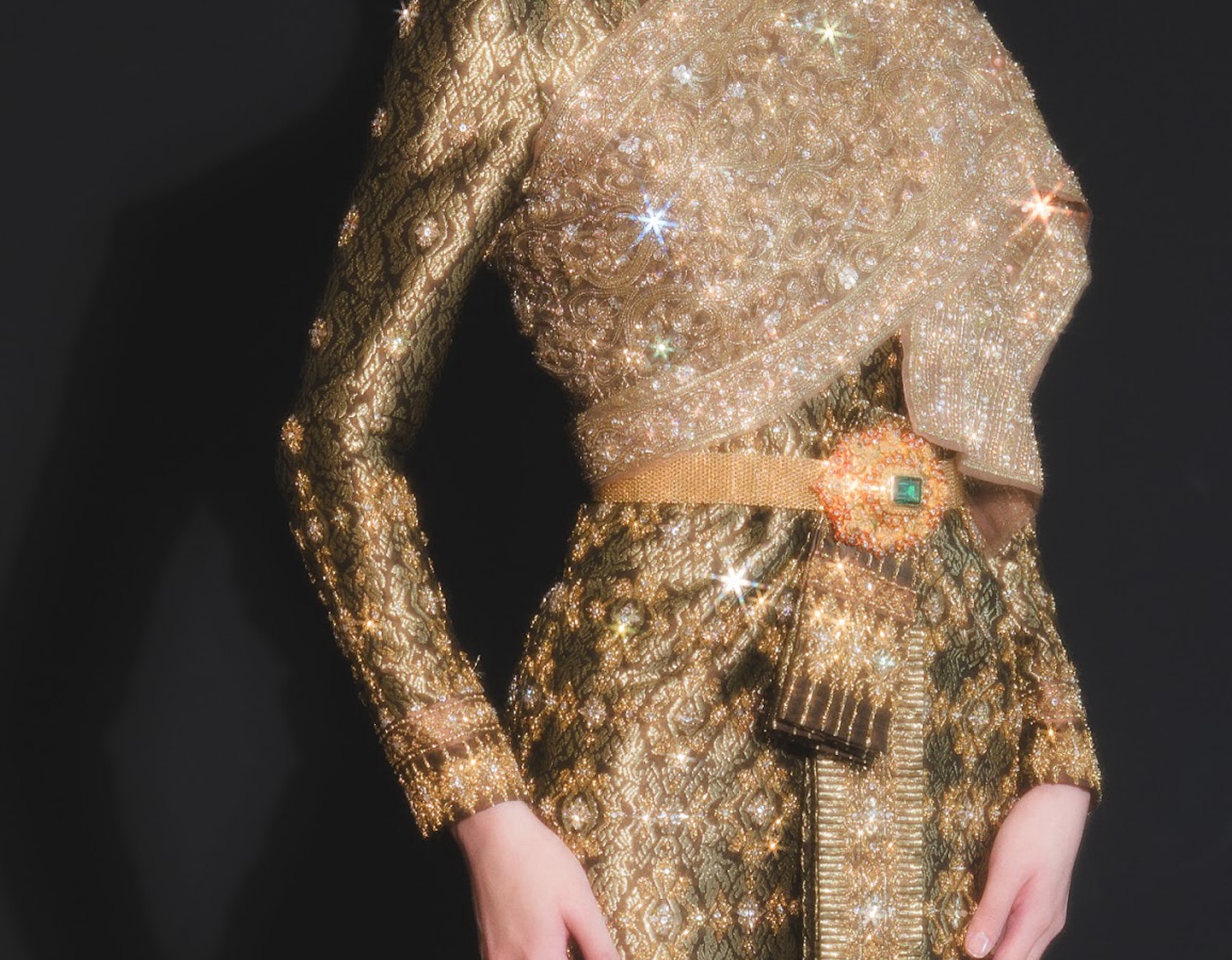 มิ้นท์ - รัญชน์รวี เอื้อกูลวราวัตร