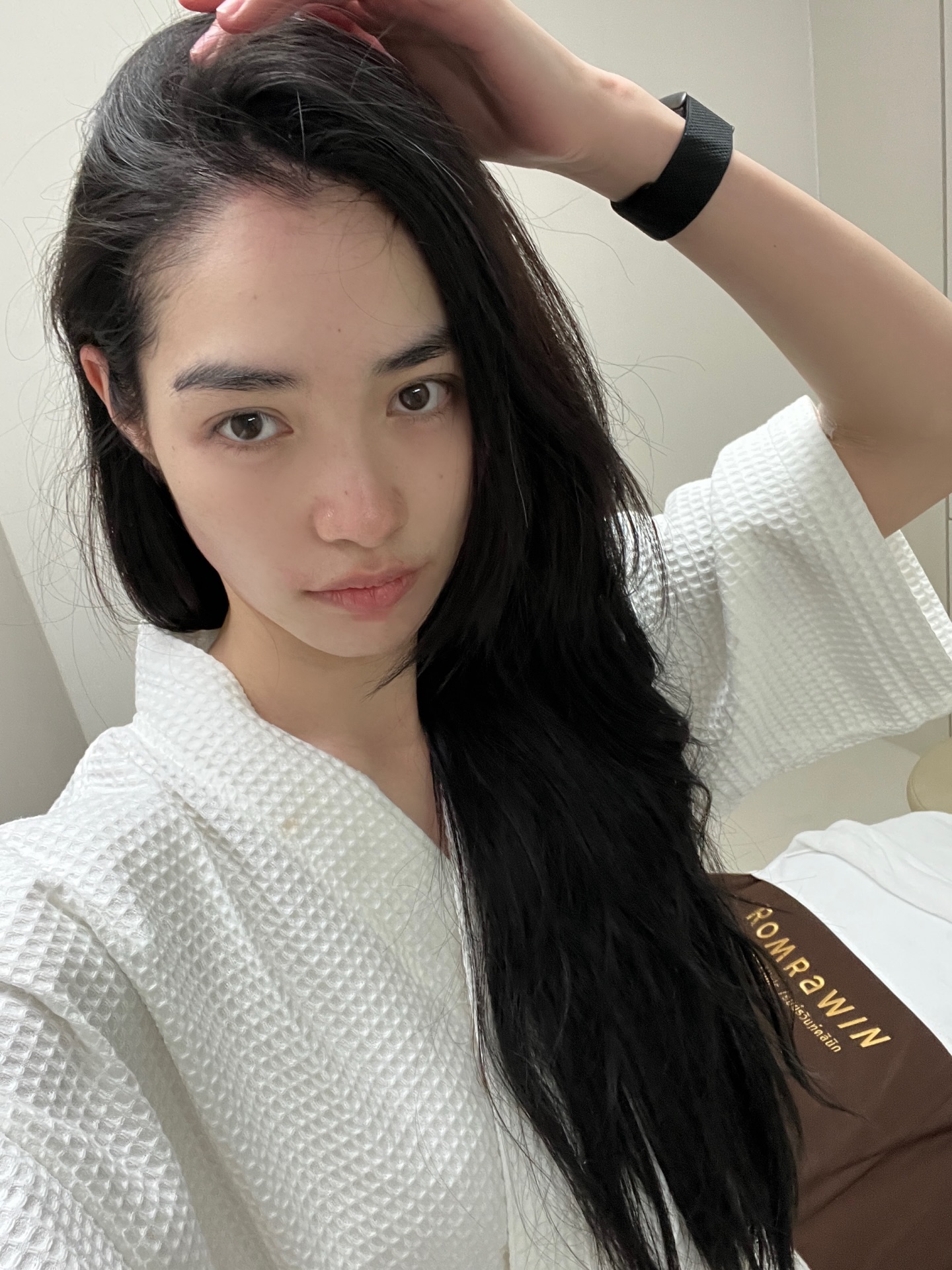 มิ้นท์ - รัญชน์รวี เอื้อกูลวราวัตร