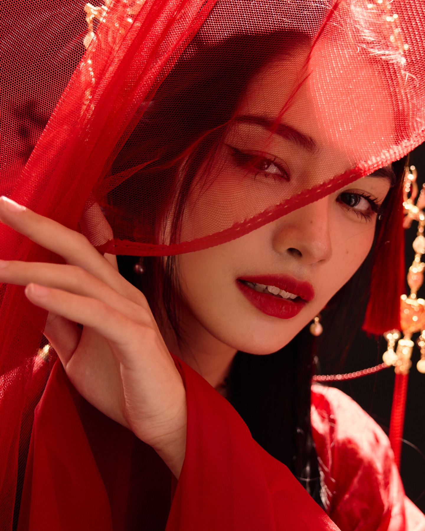 มิ้นท์ - รัญชน์รวี เอื้อกูลวราวัตร