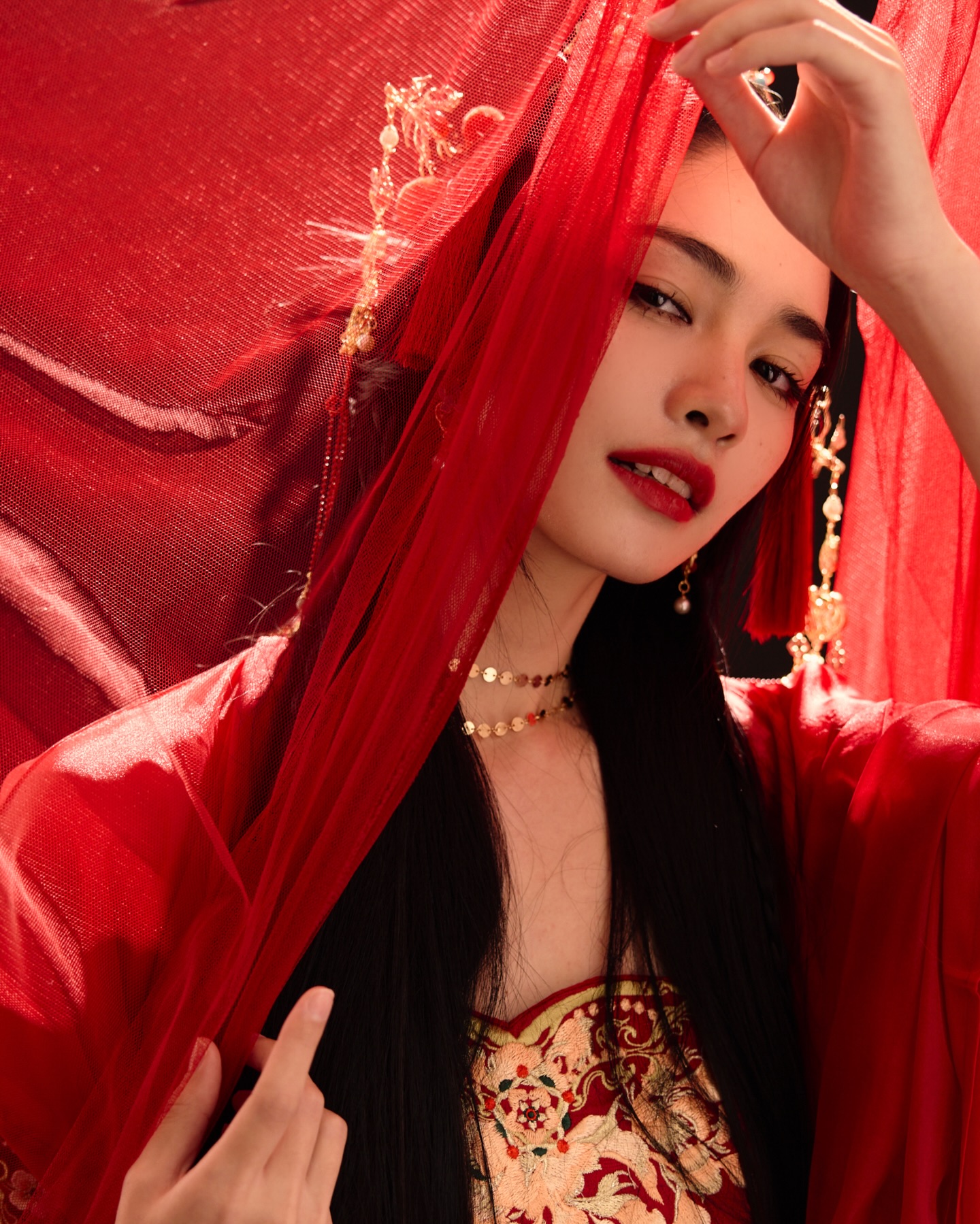 มิ้นท์ - รัญชน์รวี เอื้อกูลวราวัตร