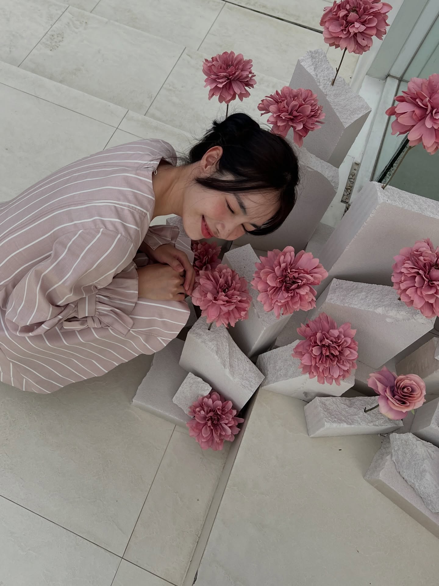 มิ้นท์ - รัญชน์รวี เอื้อกูลวราวัตร