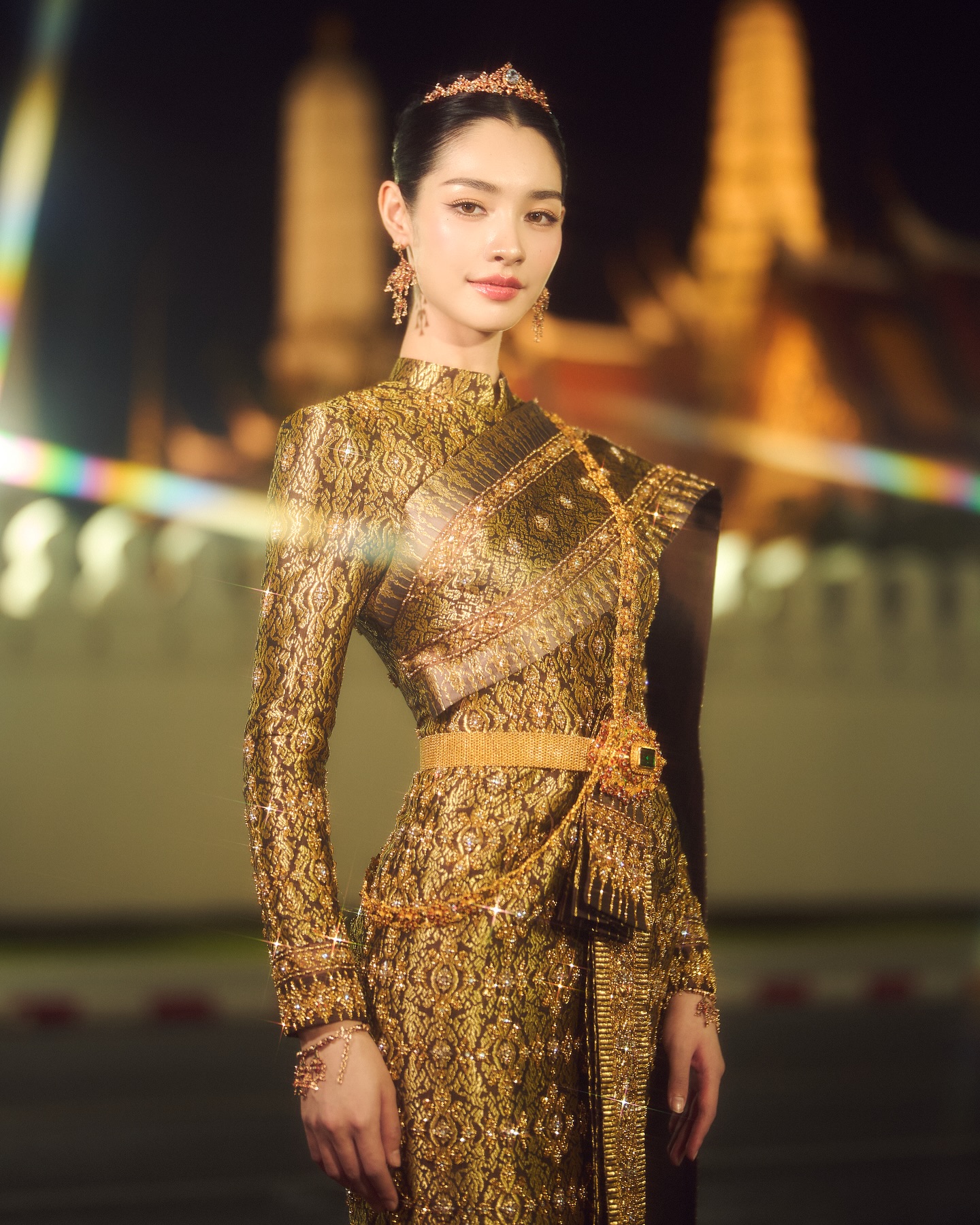 มิ้นท์ - รัญชน์รวี เอื้อกูลวราวัตร