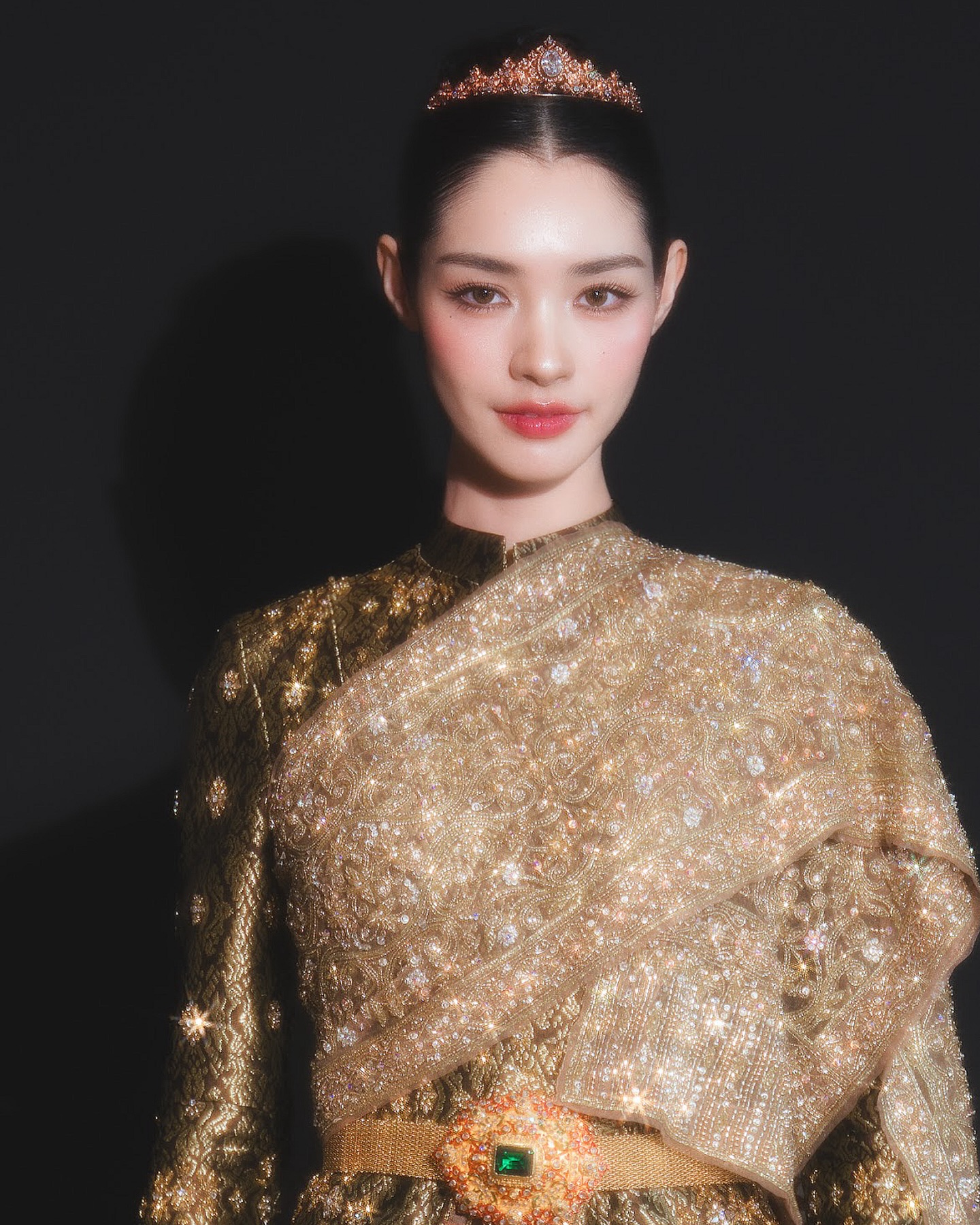 มิ้นท์ - รัญชน์รวี เอื้อกูลวราวัตร