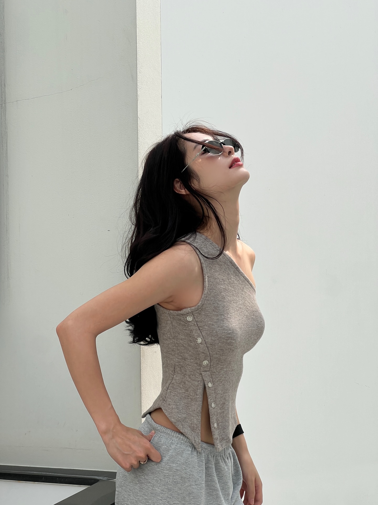 มิ้นท์ - รัญชน์รวี เอื้อกูลวราวัตร