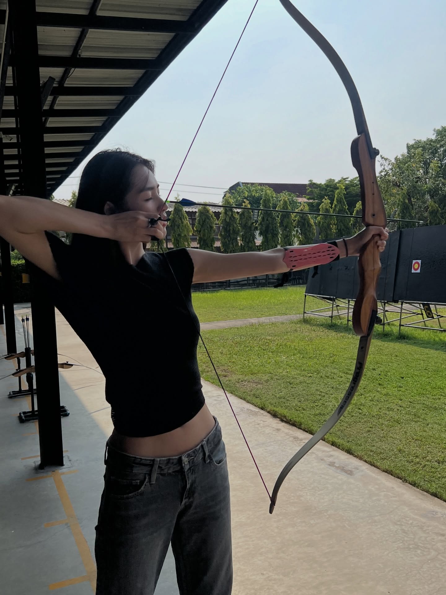 มิ้นท์ - รัญชน์รวี เอื้อกูลวราวัตร