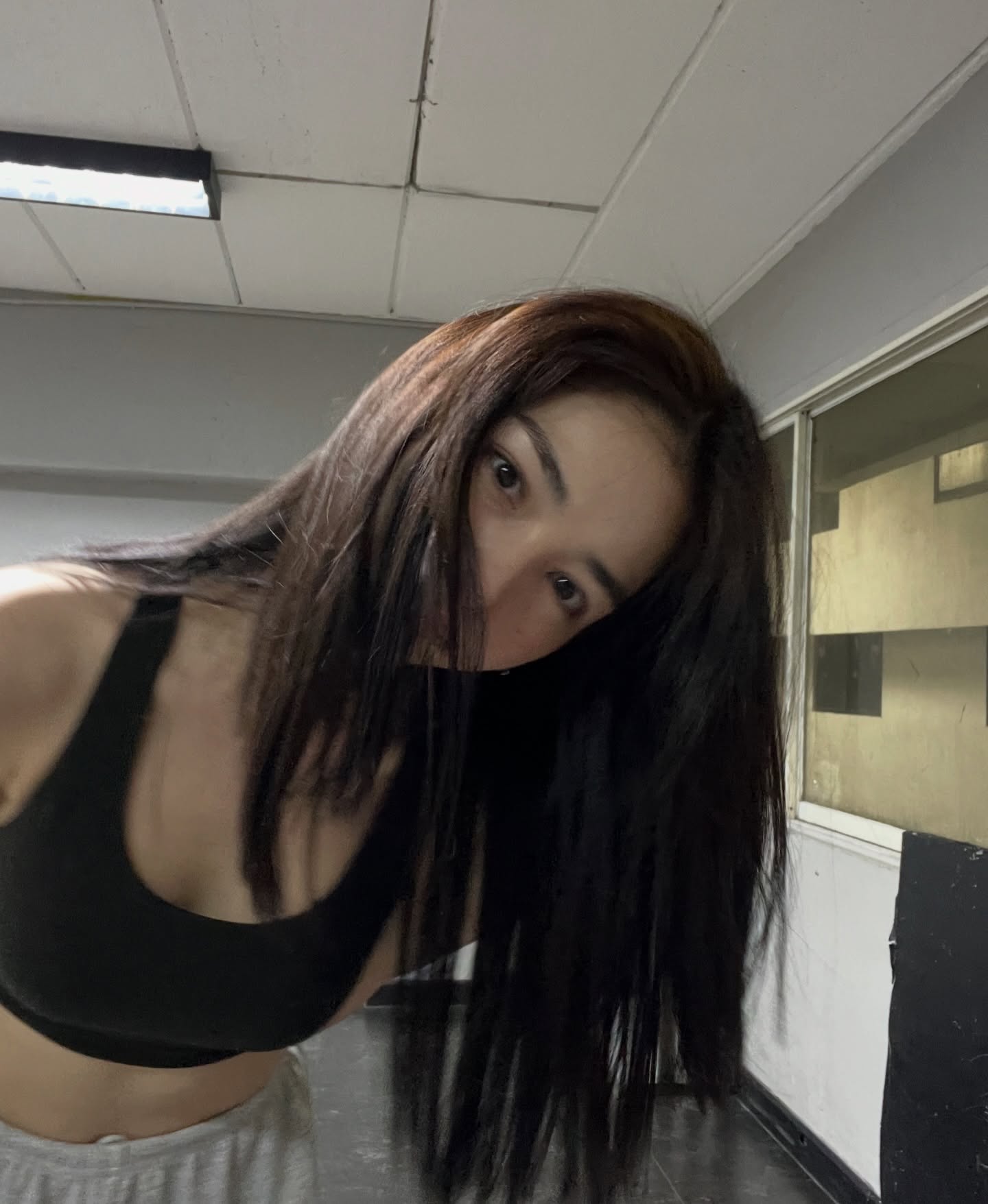 มิ้นท์ - รัญชน์รวี เอื้อกูลวราวัตร