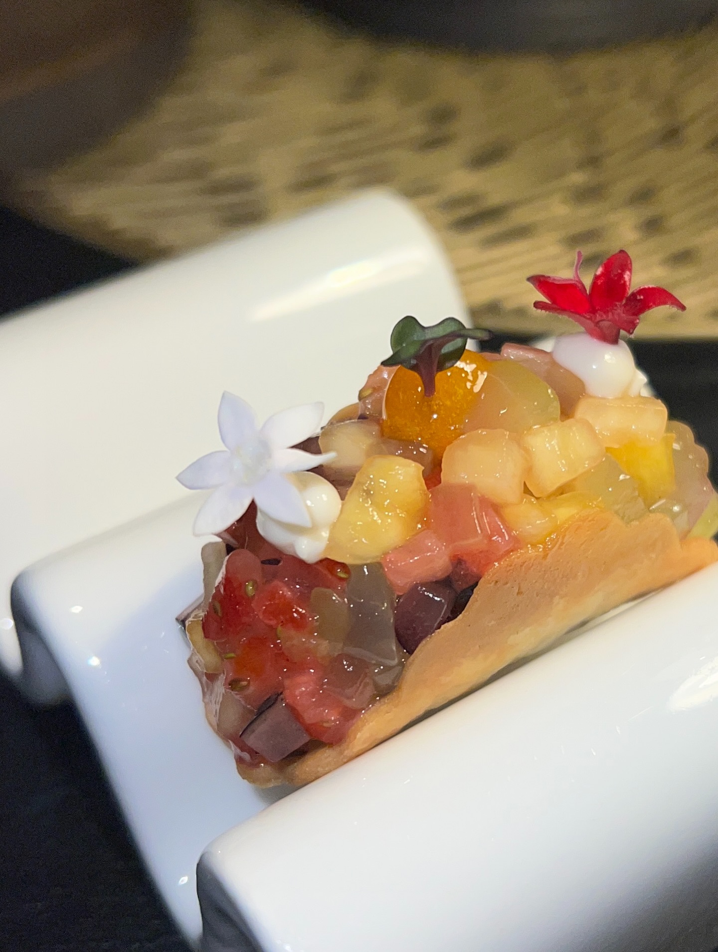 มิ้นท์ - รัญชน์รวี เอื้อกูลวราวัตร