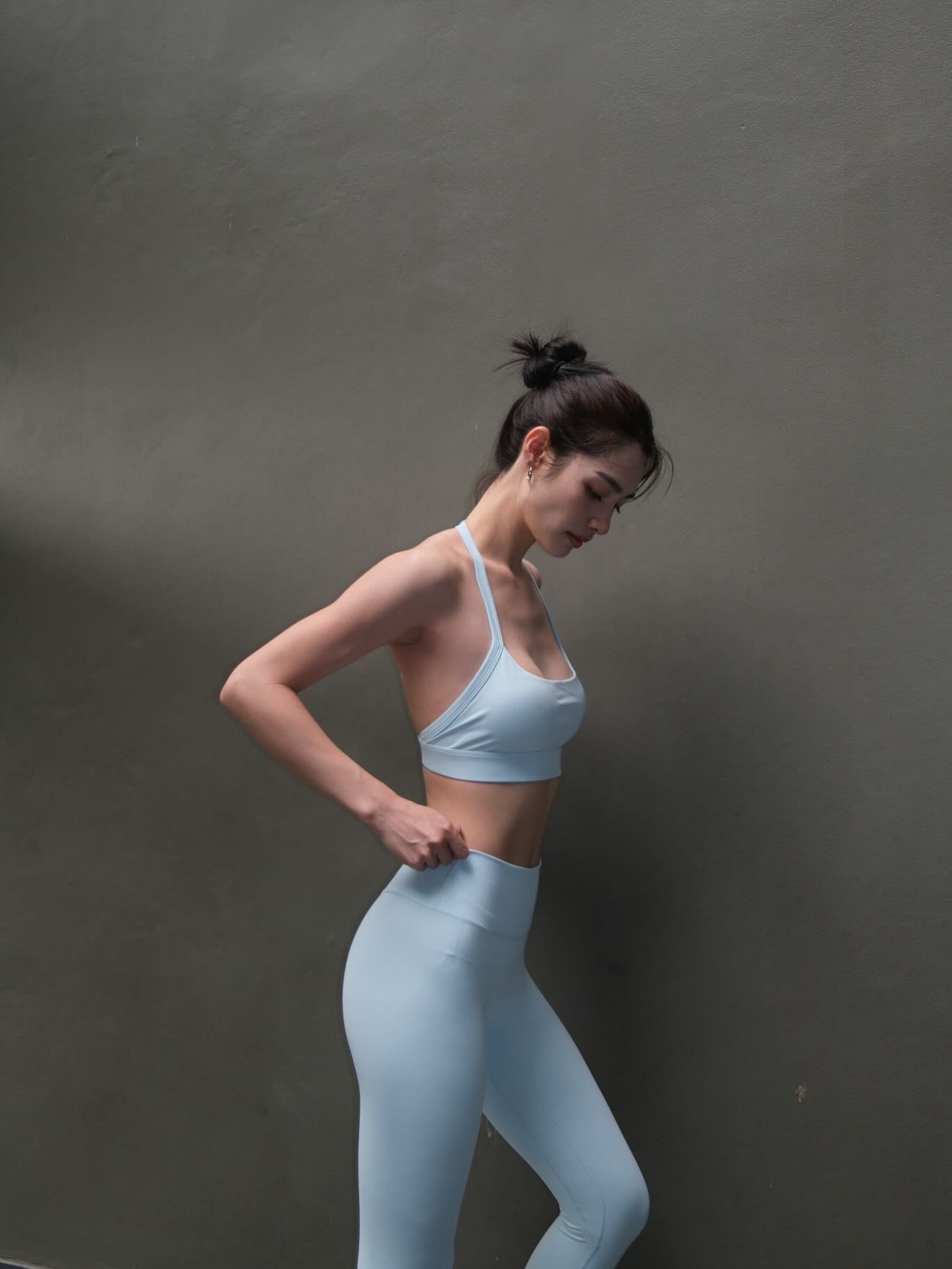 มิ้นท์ - รัญชน์รวี เอื้อกูลวราวัตร