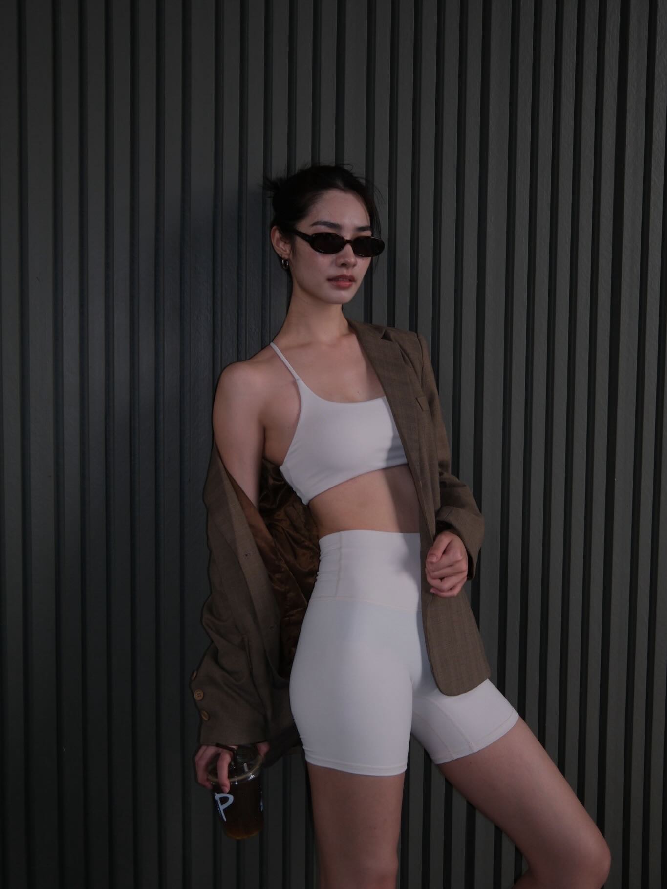 มิ้นท์ - รัญชน์รวี เอื้อกูลวราวัตร