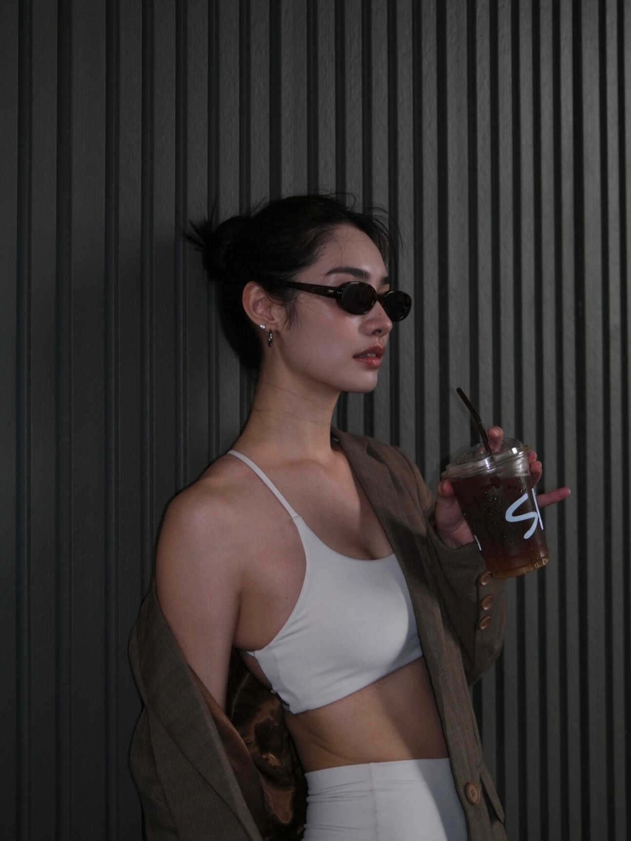 มิ้นท์ - รัญชน์รวี เอื้อกูลวราวัตร