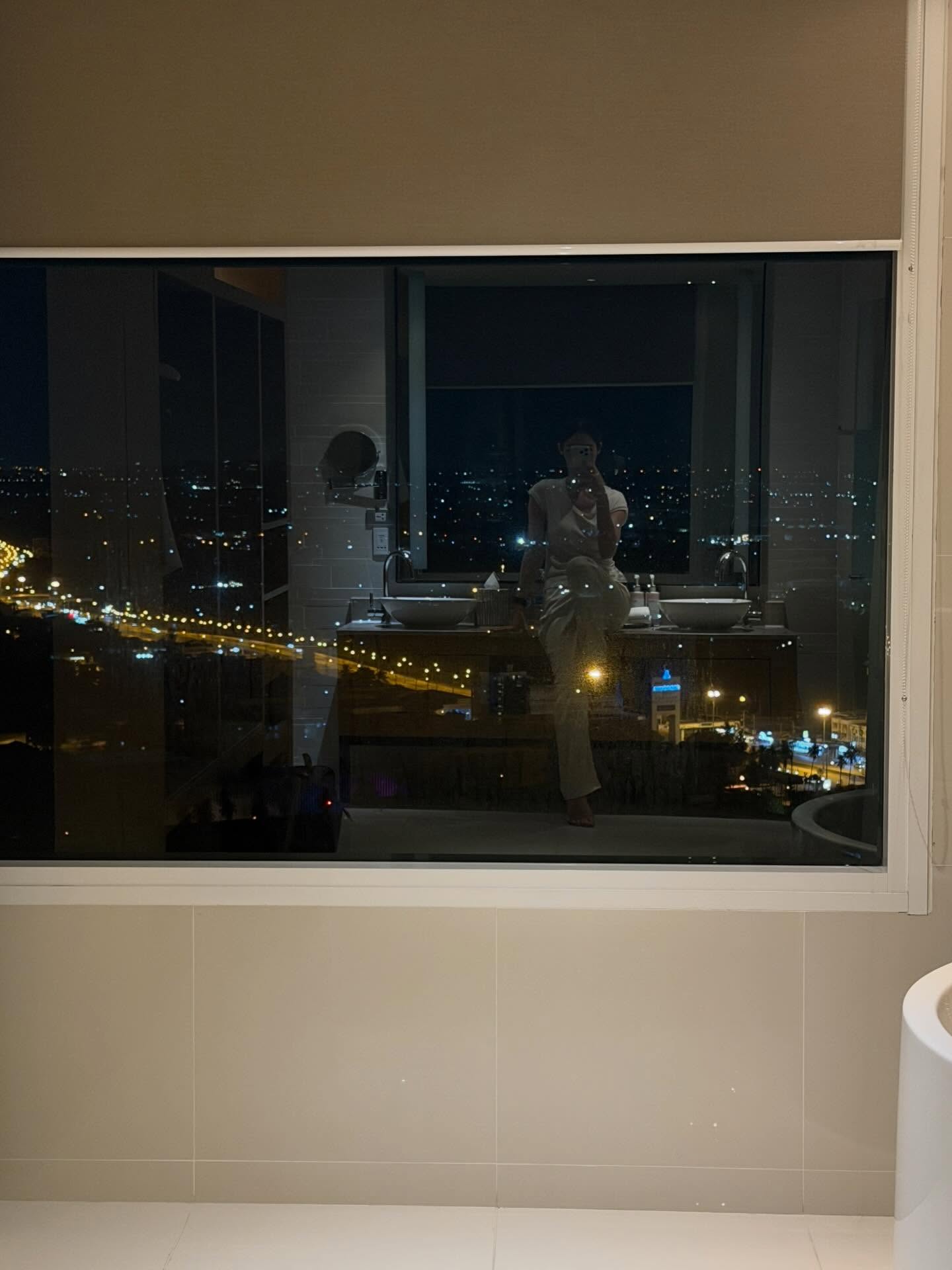 มิ้นท์ - รัญชน์รวี เอื้อกูลวราวัตร