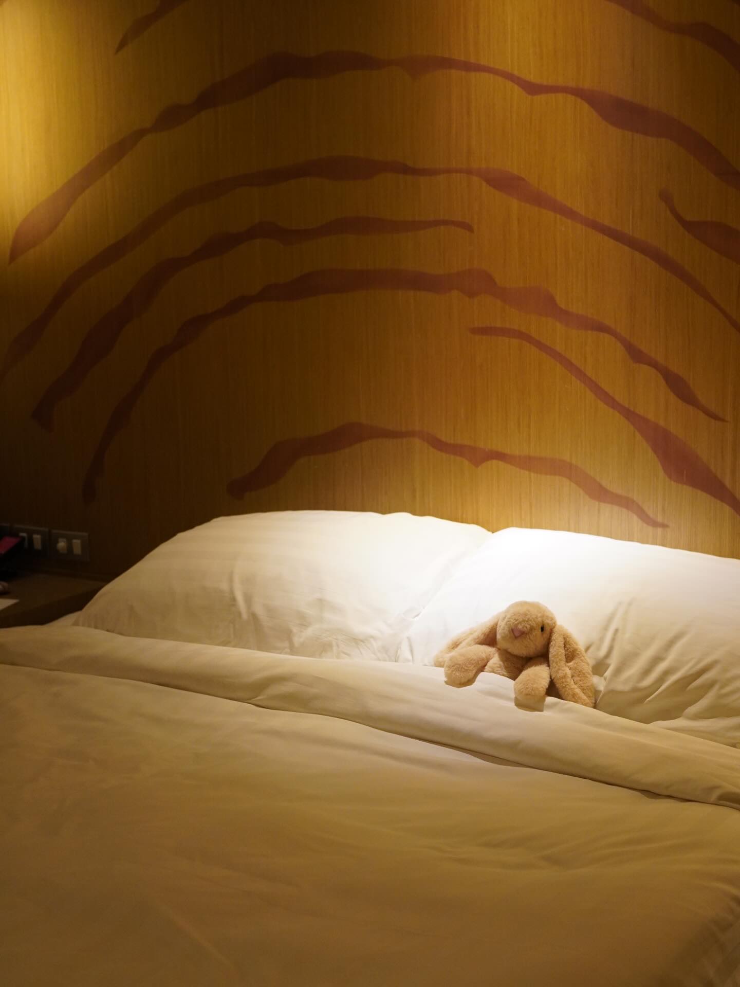 มิ้นท์ - รัญชน์รวี เอื้อกูลวราวัตร