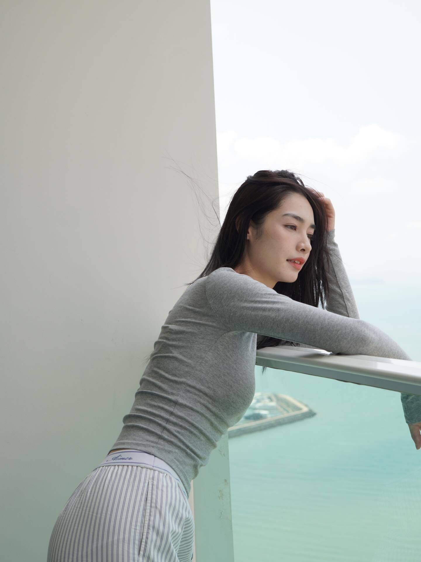 มิ้นท์ - รัญชน์รวี เอื้อกูลวราวัตร