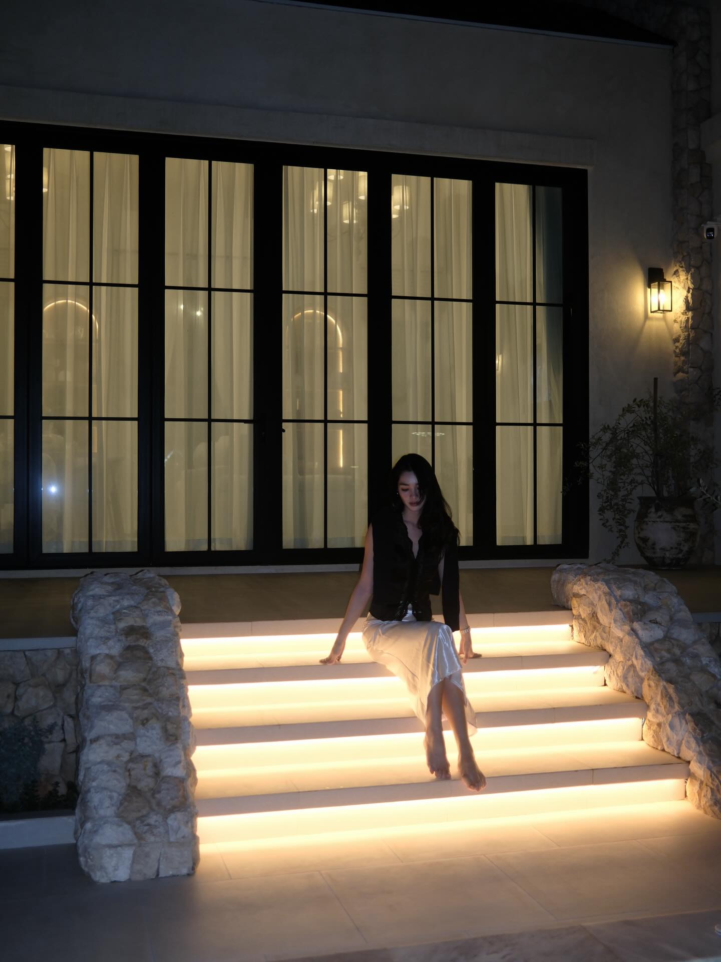 มิ้นท์ - รัญชน์รวี เอื้อกูลวราวัตร