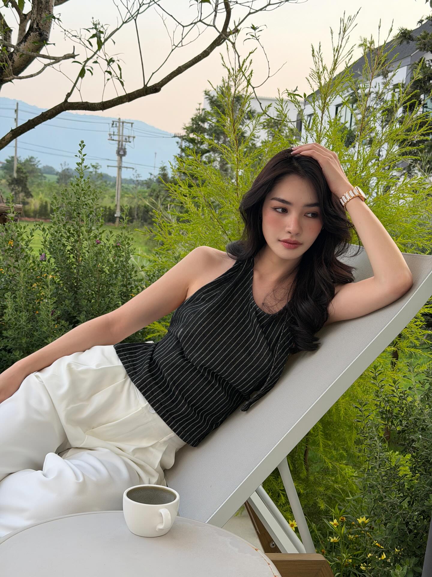 มิ้นท์ - รัญชน์รวี เอื้อกูลวราวัตร