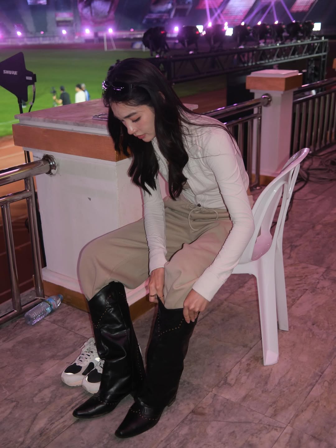 มิ้นท์ - รัญชน์รวี เอื้อกูลวราวัตร