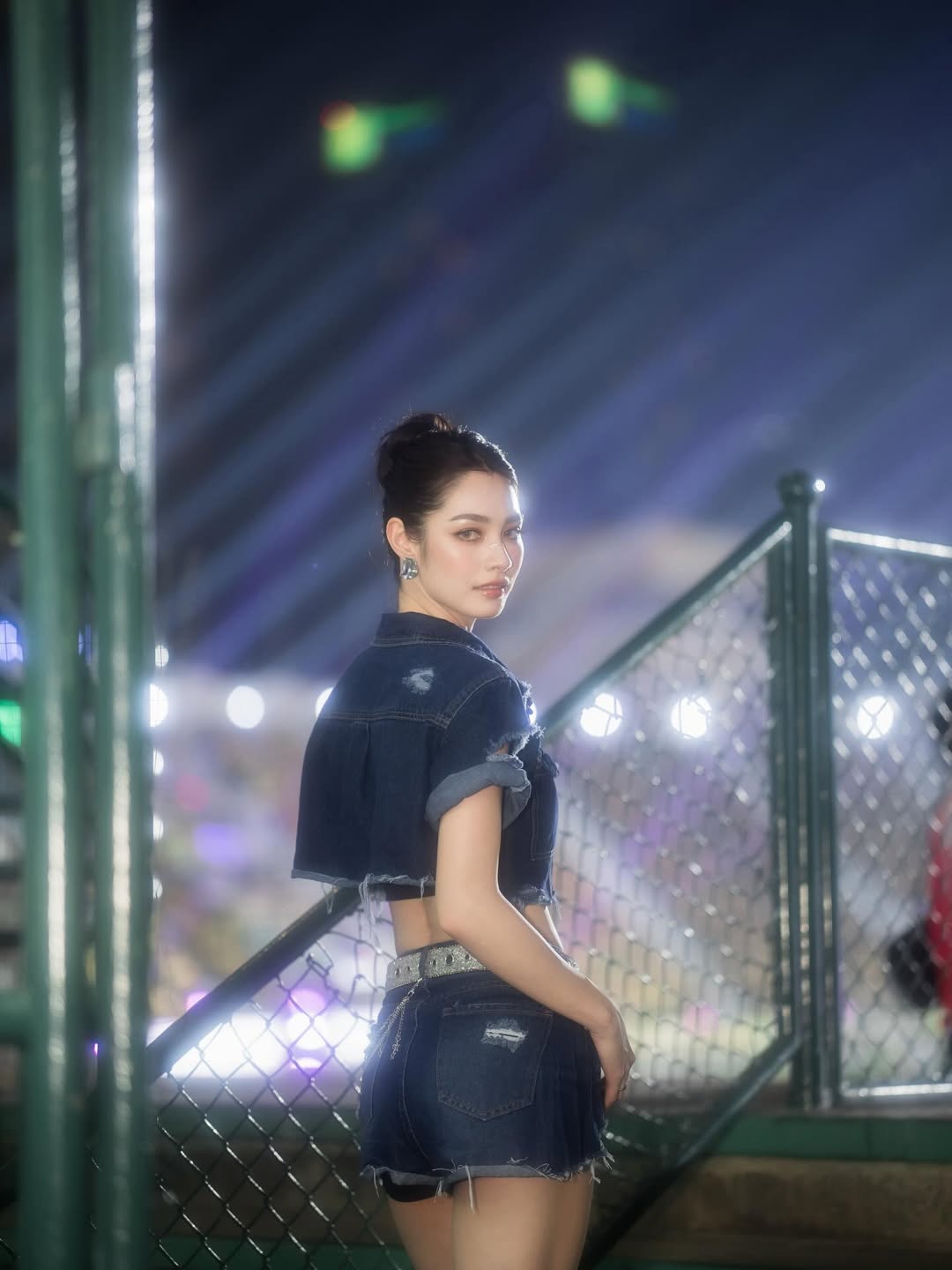 มิ้นท์ - รัญชน์รวี เอื้อกูลวราวัตร