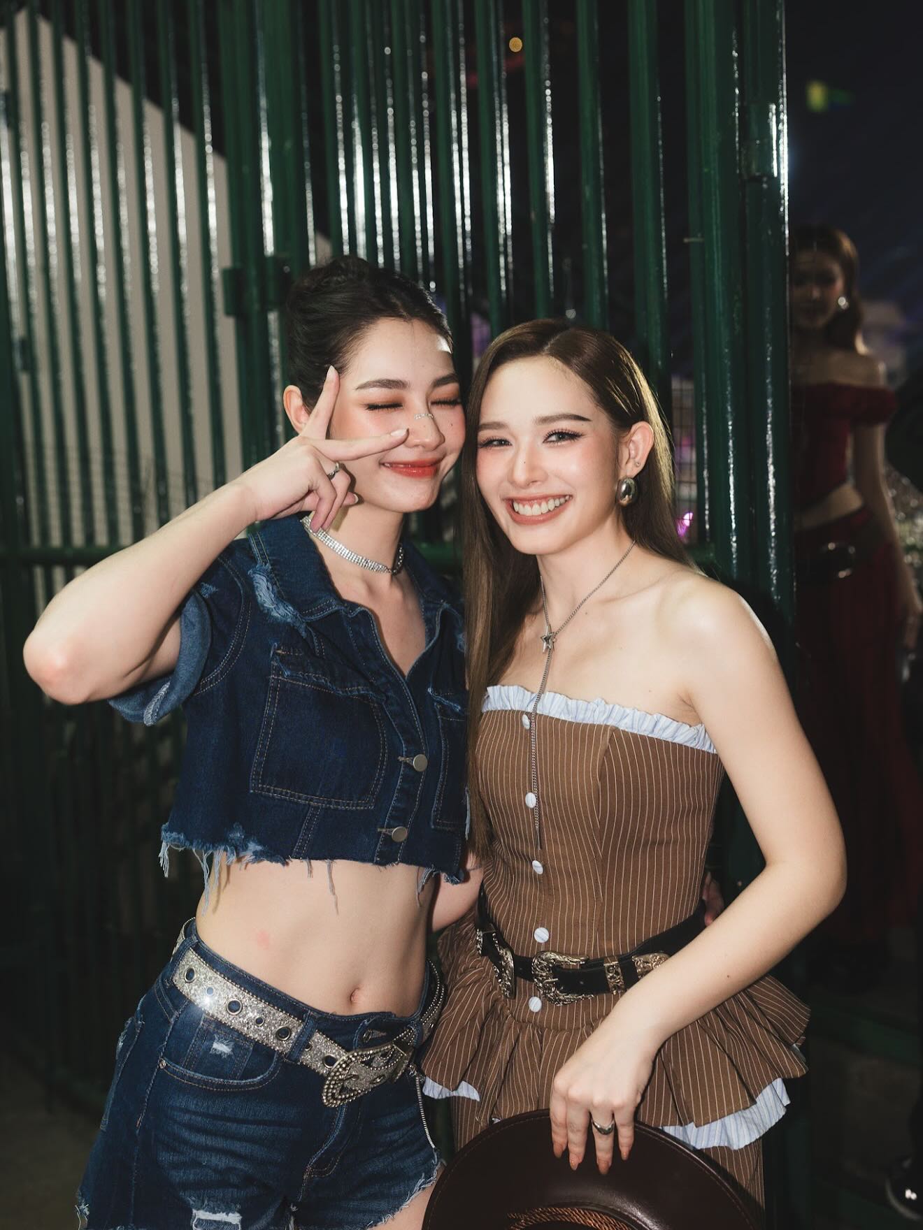 มิ้นท์ - รัญชน์รวี เอื้อกูลวราวัตร