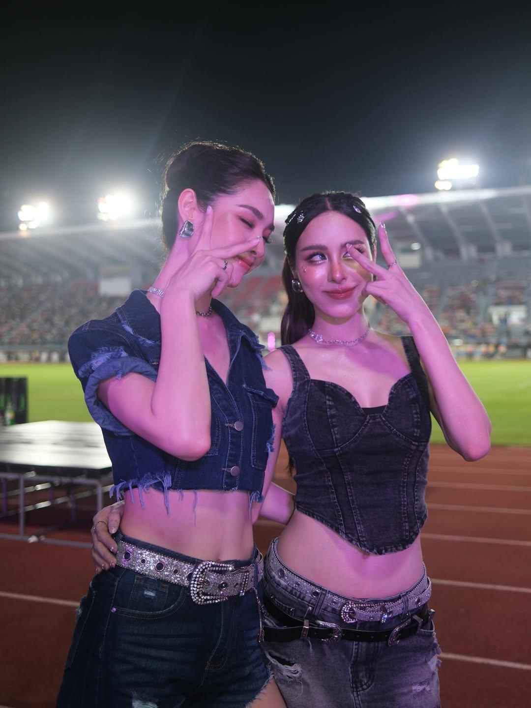 มิ้นท์ - รัญชน์รวี เอื้อกูลวราวัตร