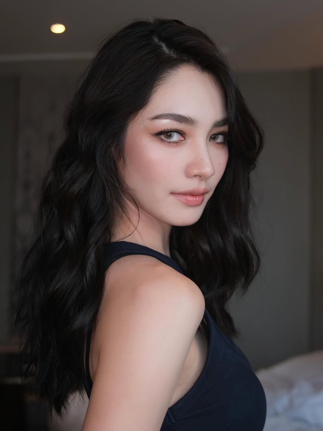 มิ้นท์ - รัญชน์รวี เอื้อกูลวราวัตร