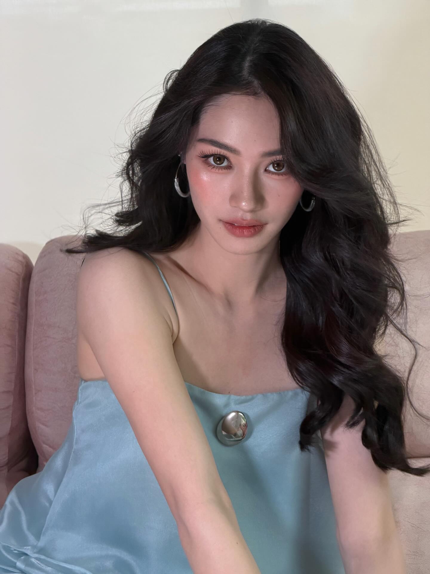 มิ้นท์ - รัญชน์รวี เอื้อกูลวราวัตร