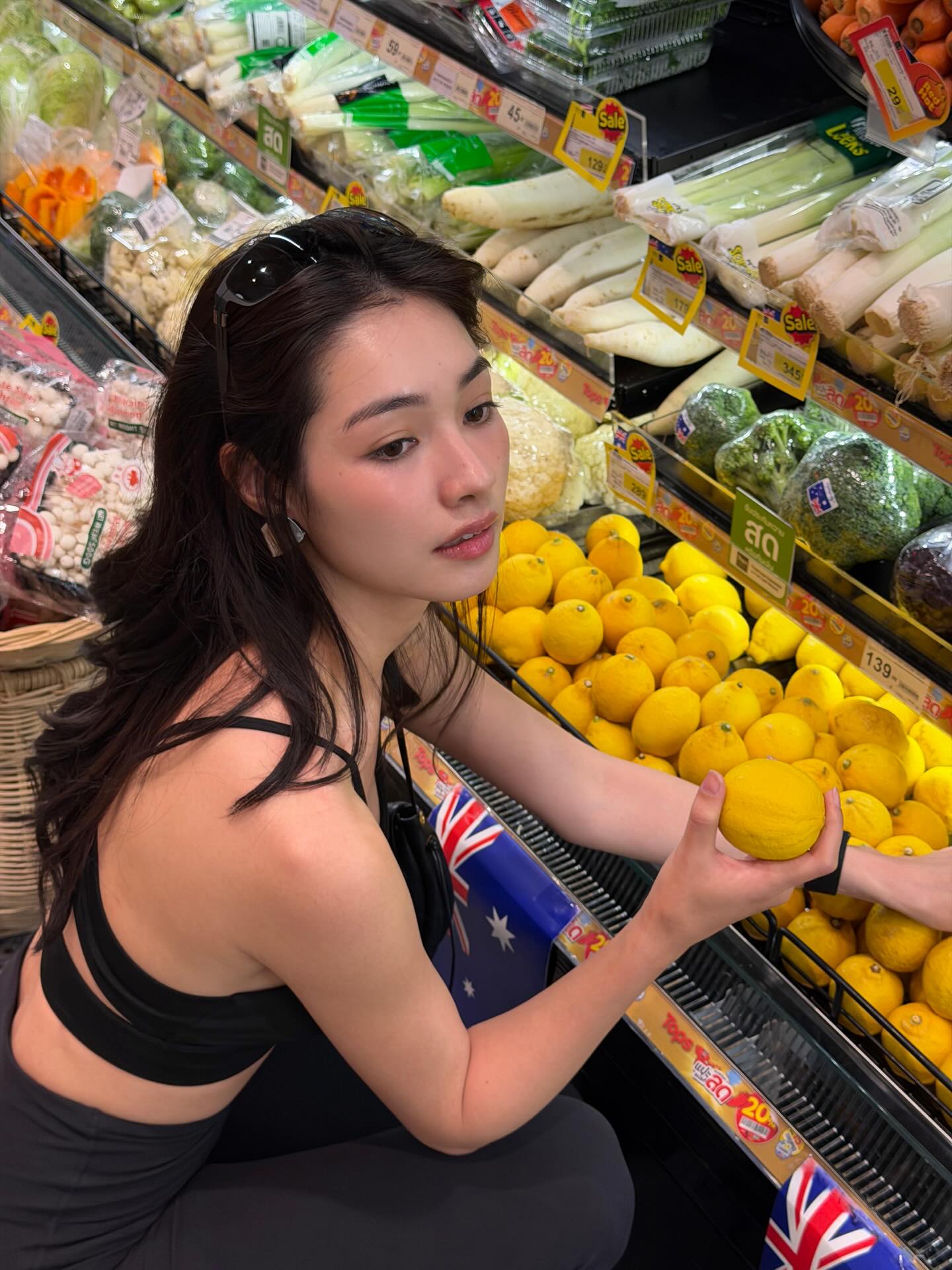 มิ้นท์ - รัญชน์รวี เอื้อกูลวราวัตร