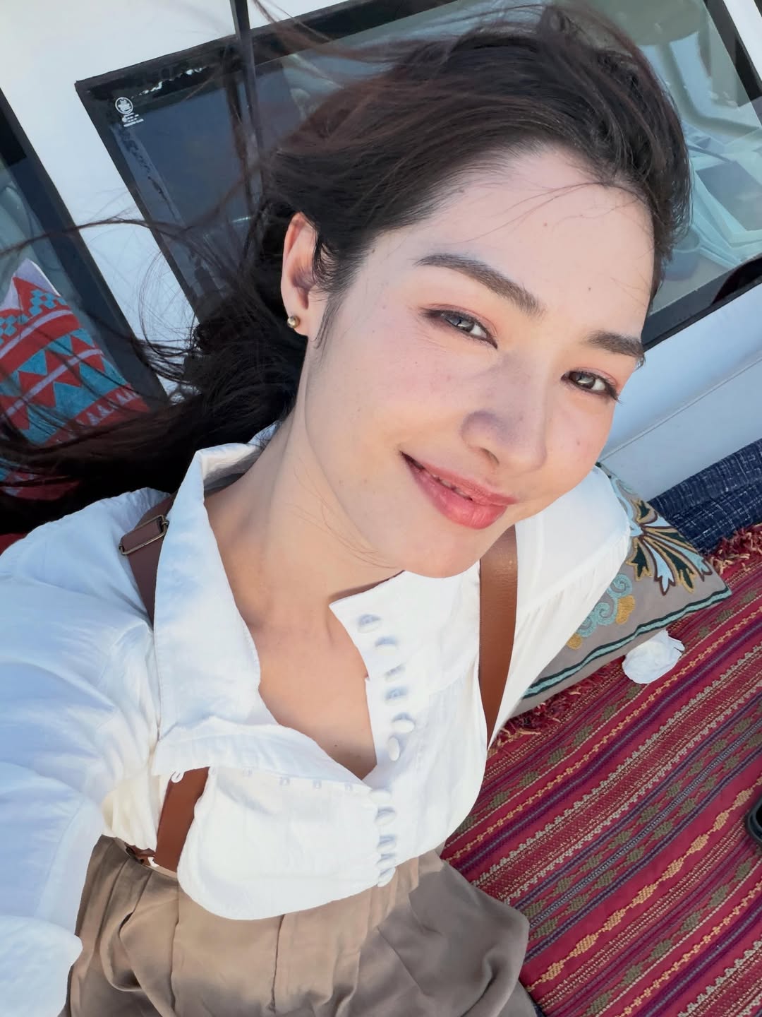 มิ้นท์ - รัญชน์รวี เอื้อกูลวราวัตร
