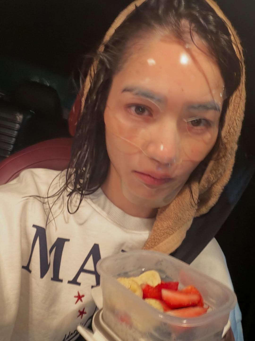 มิ้นท์ - รัญชน์รวี เอื้อกูลวราวัตร