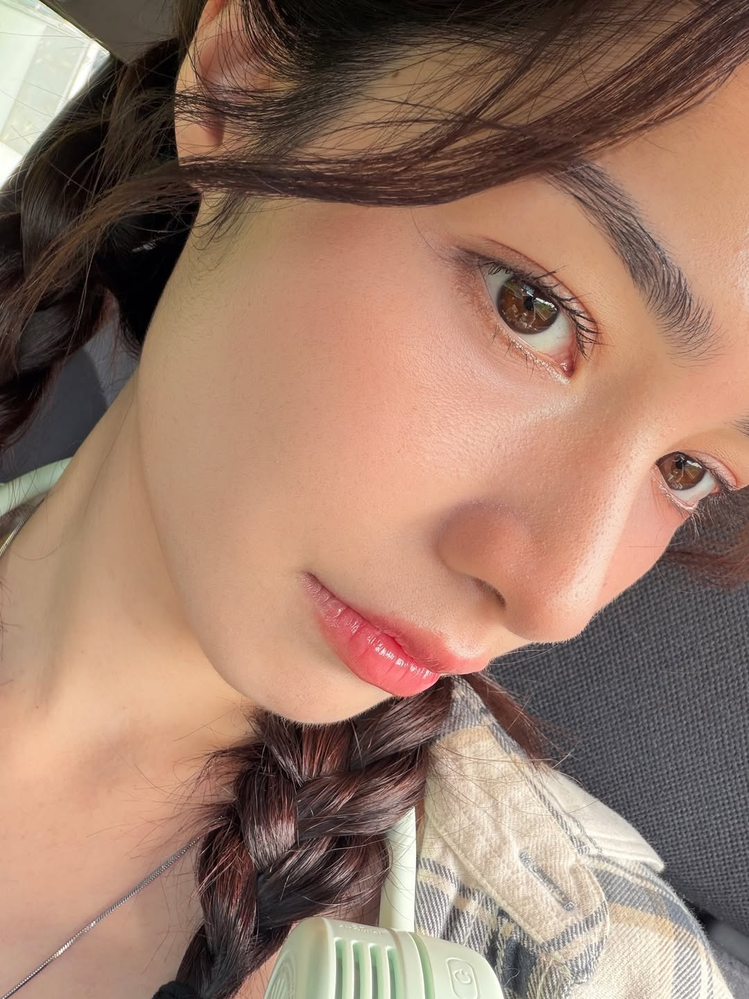 มิ้นท์ - รัญชน์รวี เอื้อกูลวราวัตร