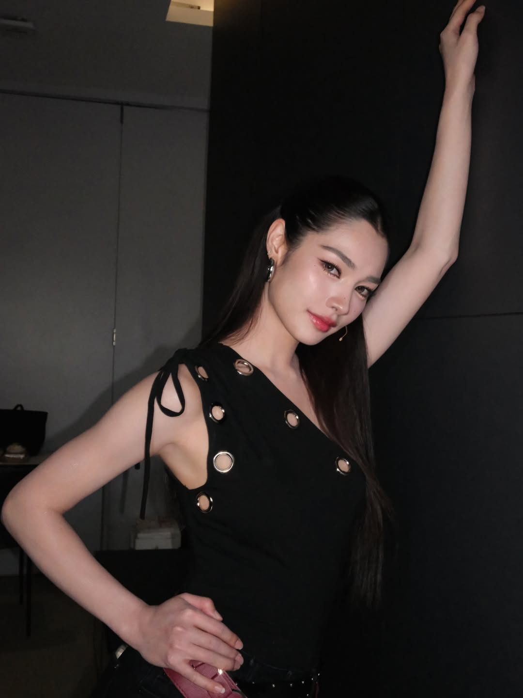 มิ้นท์ - รัญชน์รวี เอื้อกูลวราวัตร