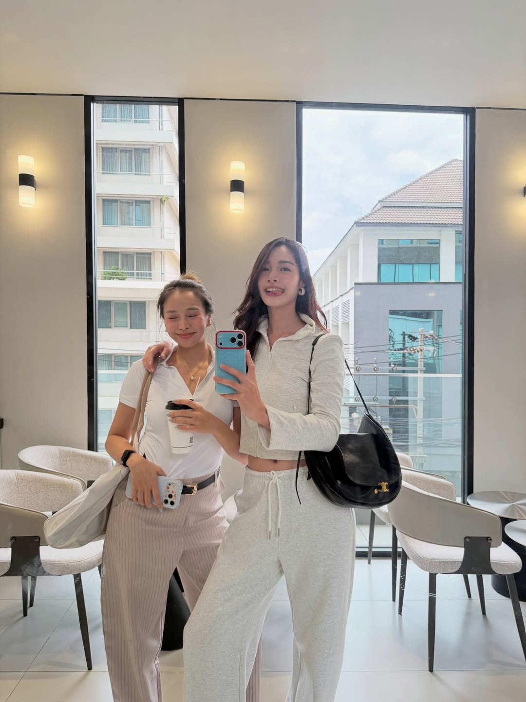 มิ้นท์ - รัญชน์รวี เอื้อกูลวราวัตร