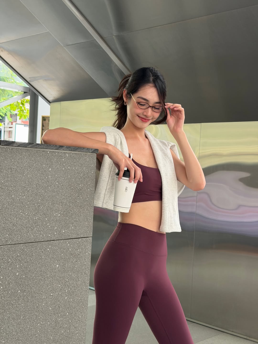 มิ้นท์ - รัญชน์รวี เอื้อกูลวราวัตร