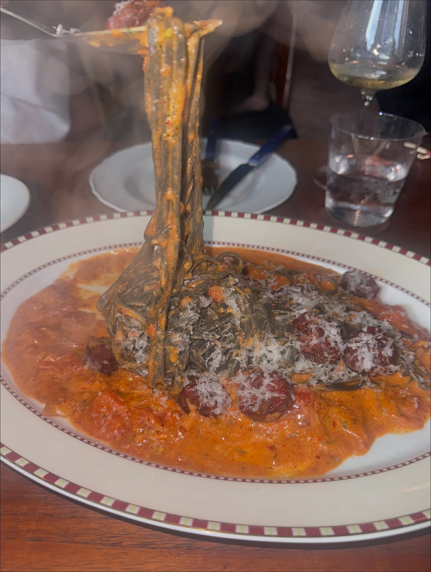 กัน - อรรถพันธ์ พูลสวัสดิ์