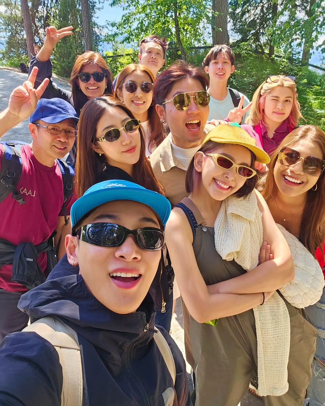จูเนียร์ - กรวิชญ์ สูงกิจบูลย์