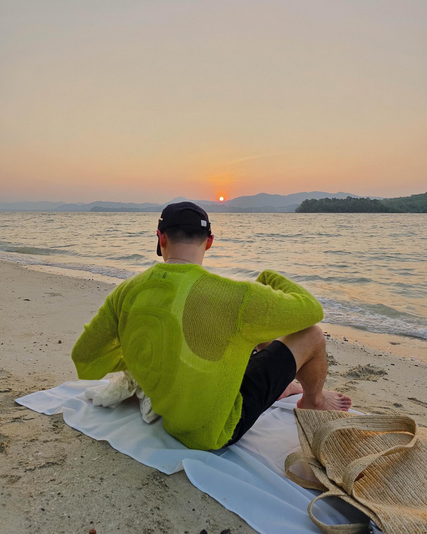 จูเนียร์ - กรวิชญ์ สูงกิจบูลย์