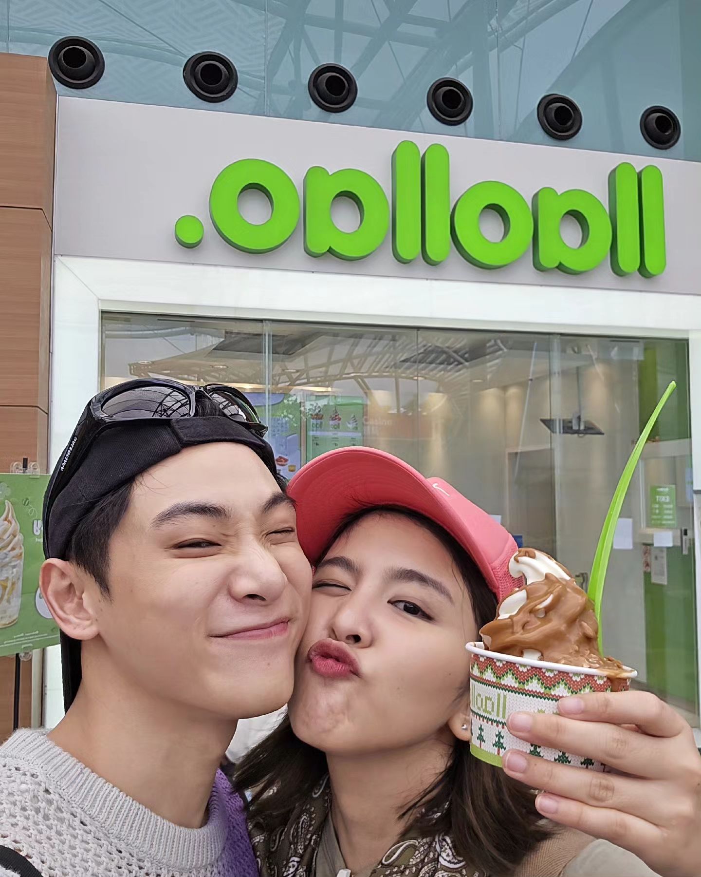 จูเนียร์ - กรวิชญ์ สูงกิจบูลย์