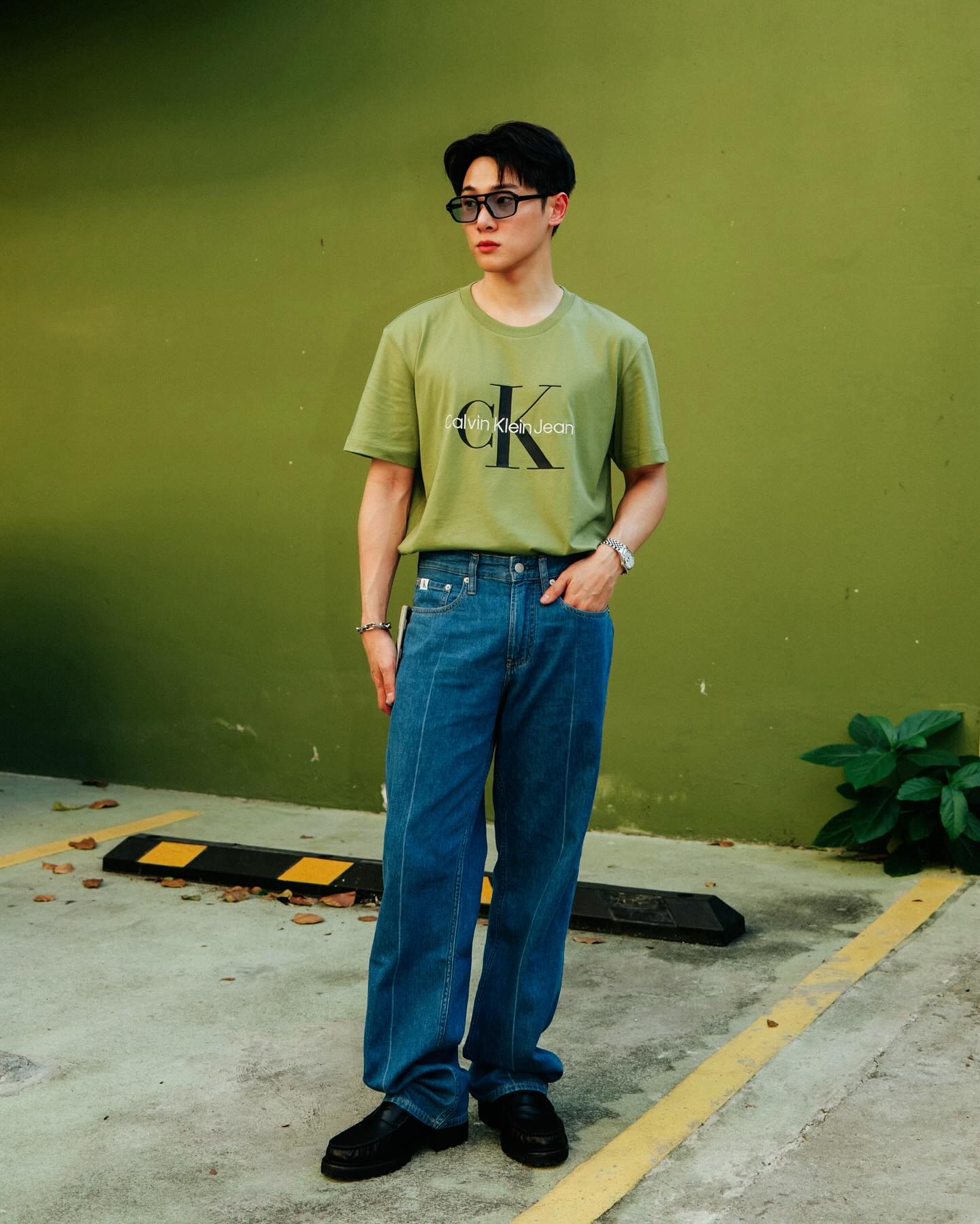 จูเนียร์ - กรวิชญ์ สูงกิจบูลย์