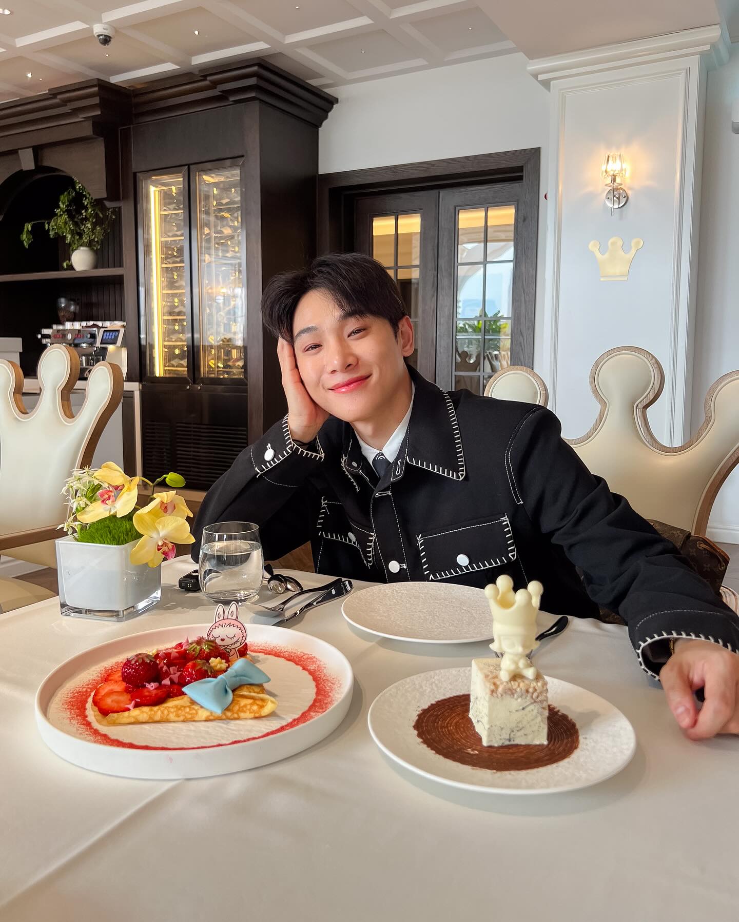 จูเนียร์ - กรวิชญ์ สูงกิจบูลย์