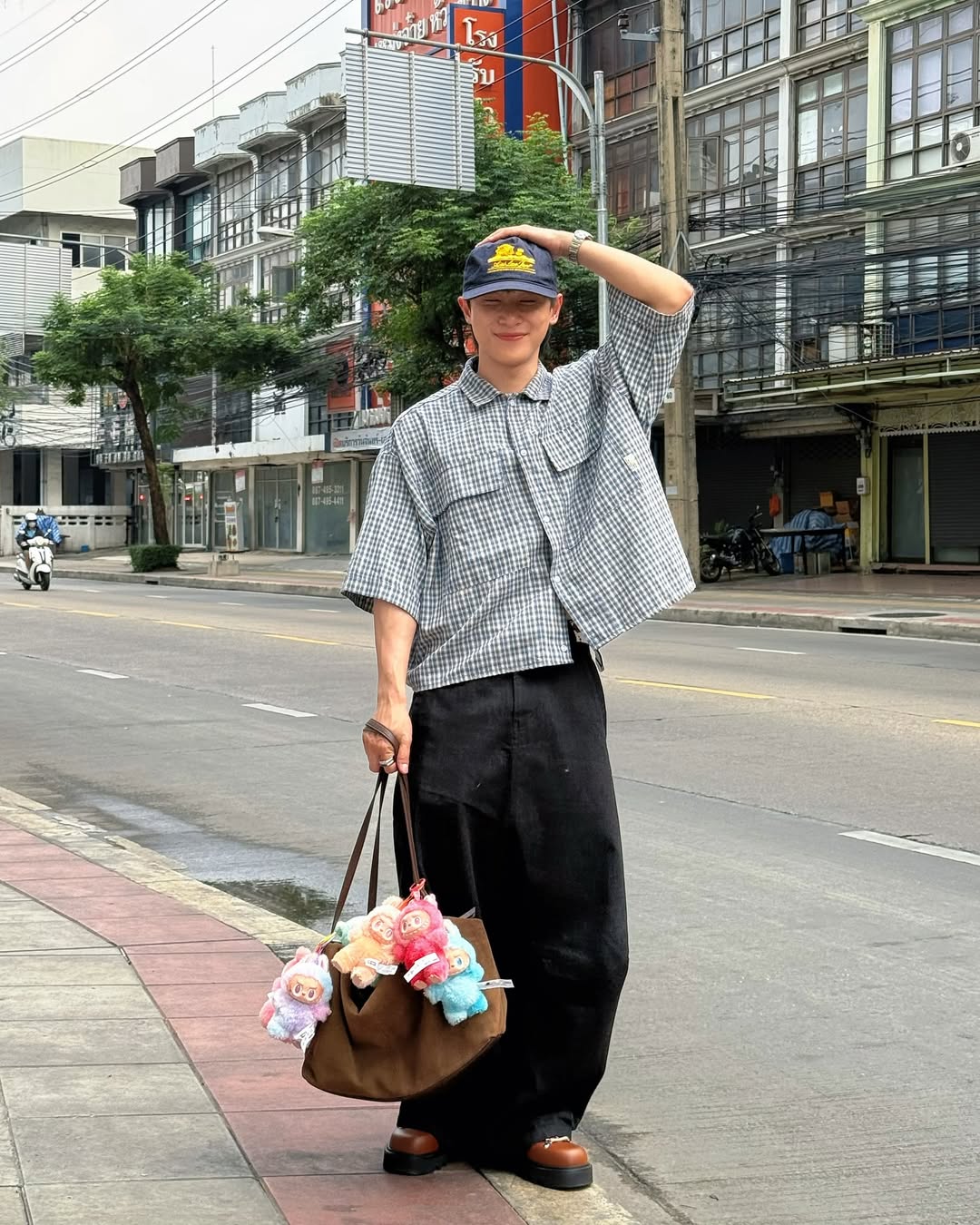 จูเนียร์ - กรวิชญ์ สูงกิจบูลย์