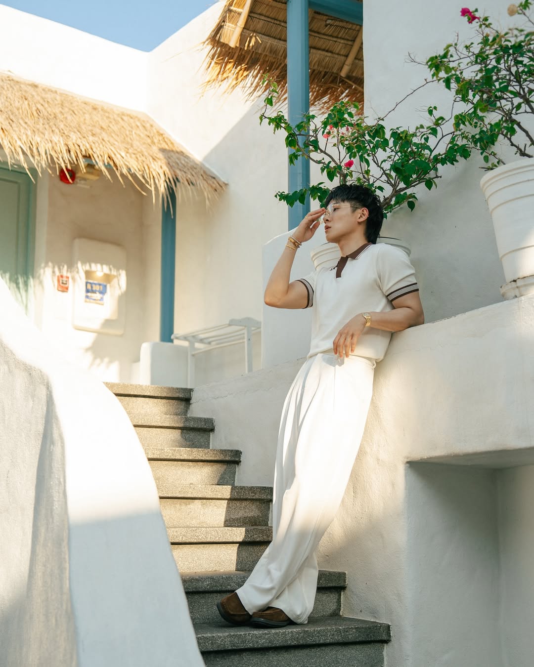 จูเนียร์ - กรวิชญ์ สูงกิจบูลย์