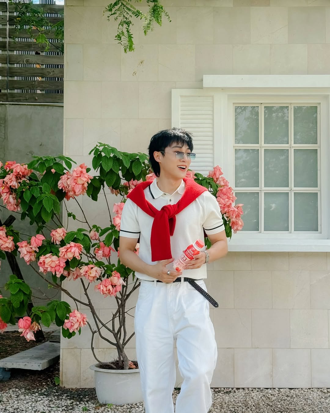 จูเนียร์ - กรวิชญ์ สูงกิจบูลย์