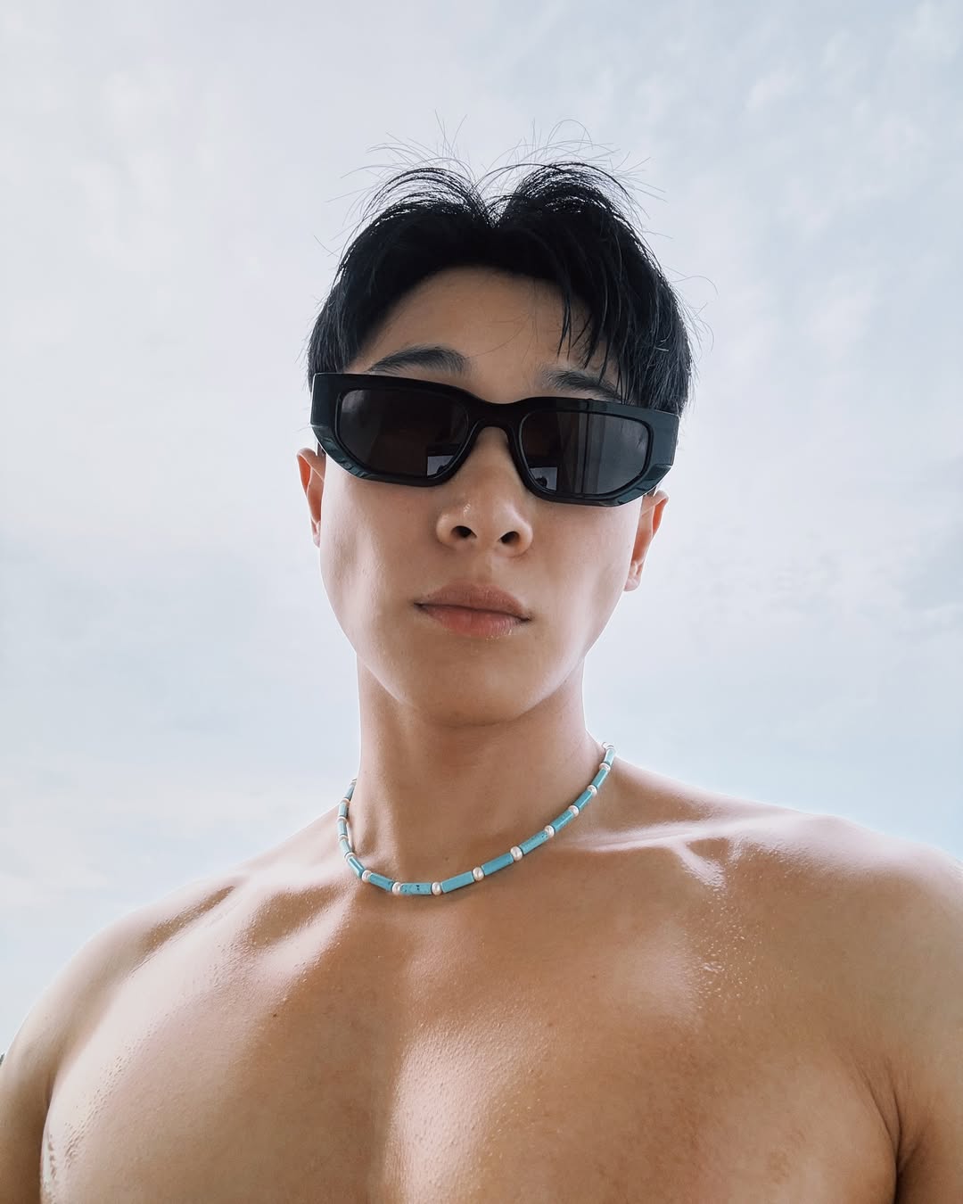 จูเนียร์ - กรวิชญ์ สูงกิจบูลย์