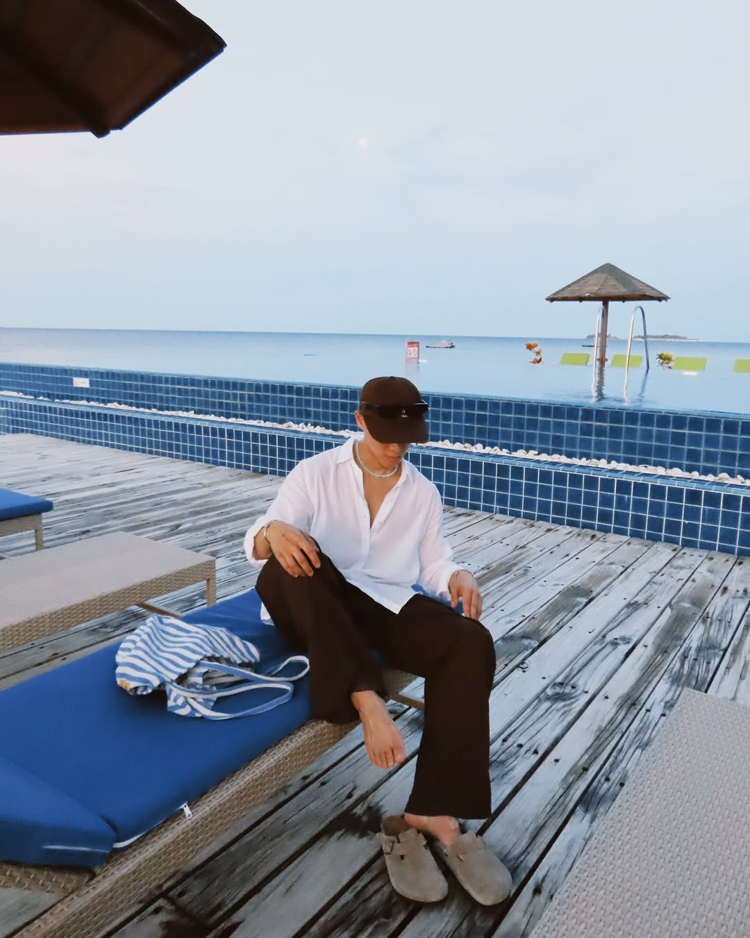 จูเนียร์ - กรวิชญ์ สูงกิจบูลย์
