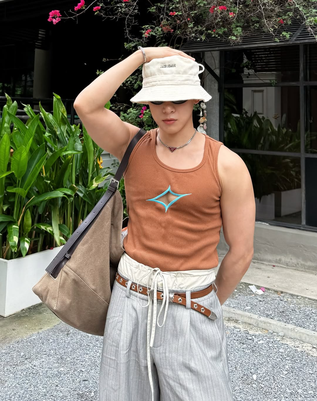 จูเนียร์ - กรวิชญ์ สูงกิจบูลย์