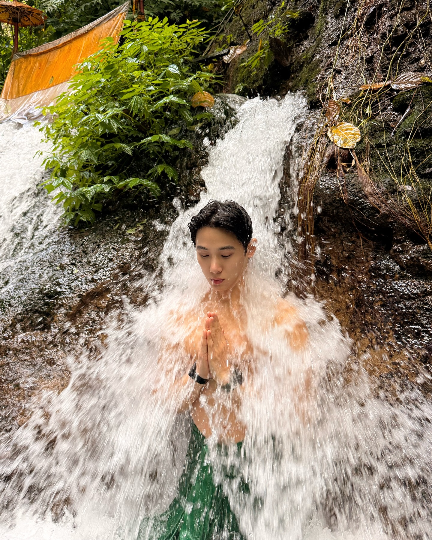 จูเนียร์ - กรวิชญ์ สูงกิจบูลย์