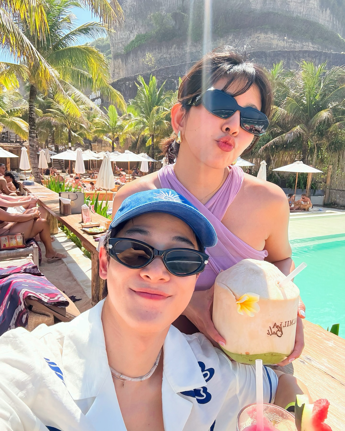จูเนียร์ - กรวิชญ์ สูงกิจบูลย์
