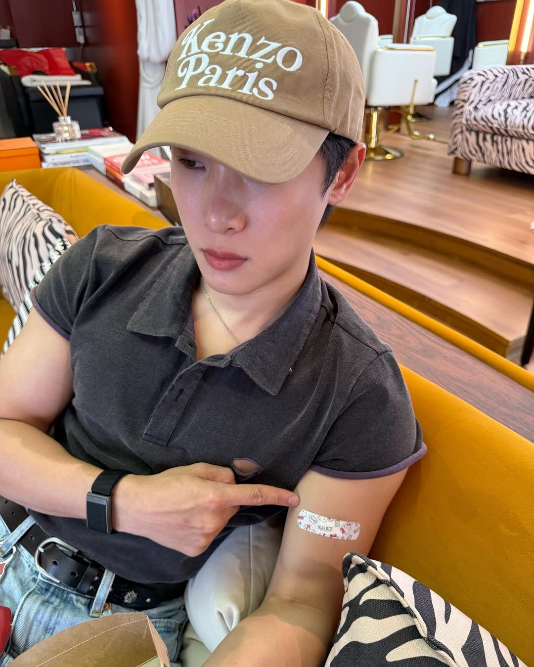 จูเนียร์ - กรวิชญ์ สูงกิจบูลย์