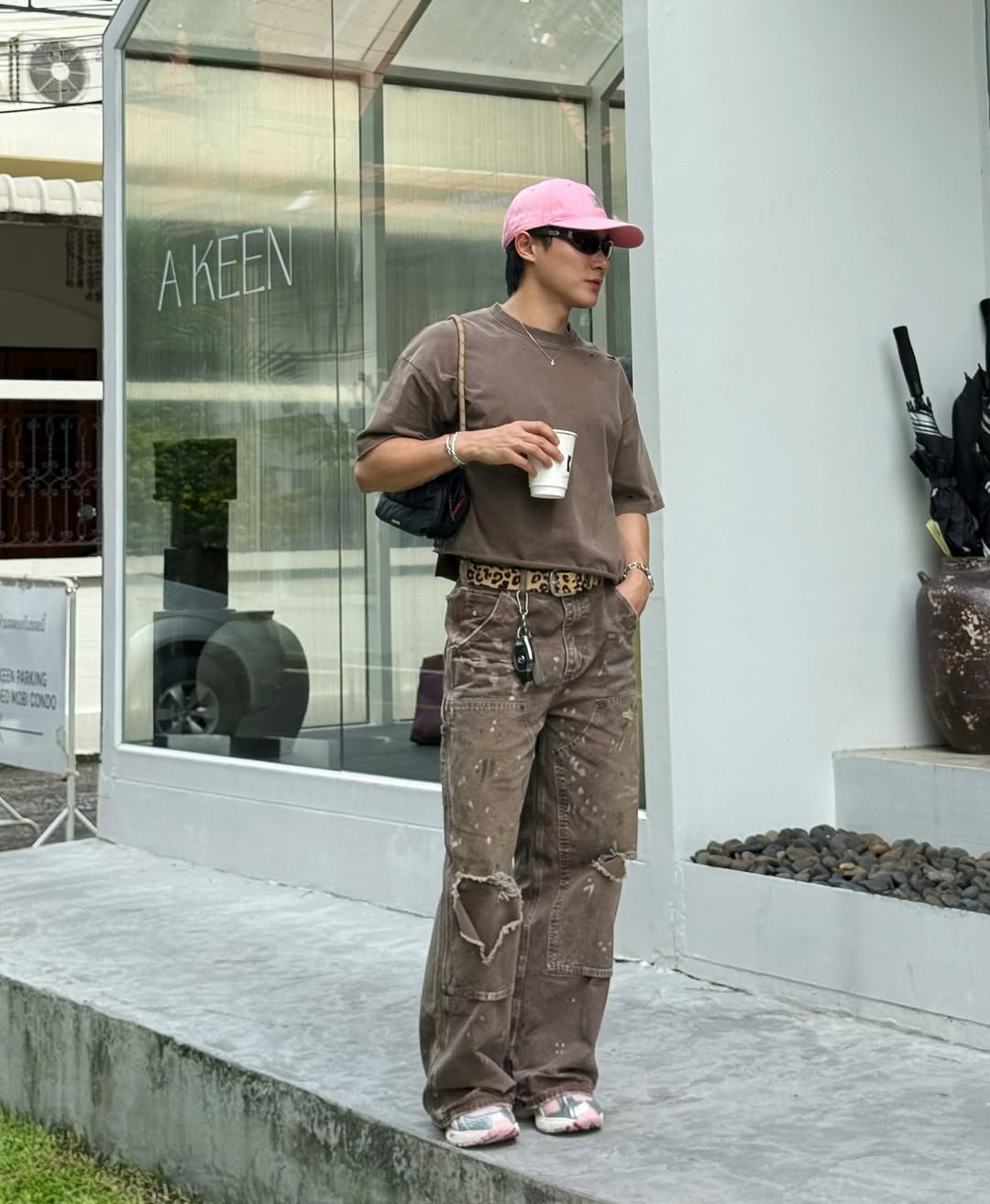 จูเนียร์ - กรวิชญ์ สูงกิจบูลย์